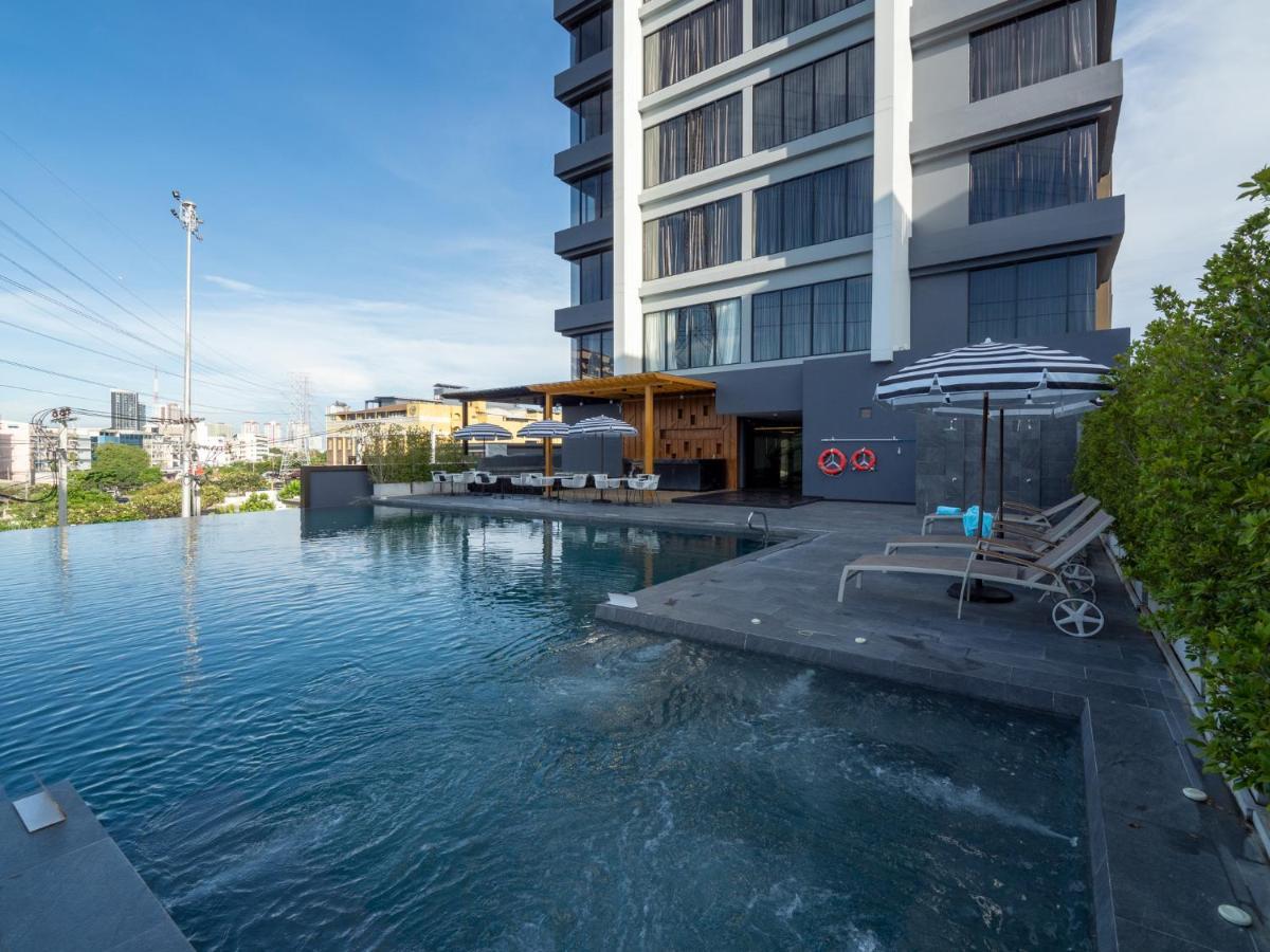 Thaya Hotel Bangkok Eksteriør billede