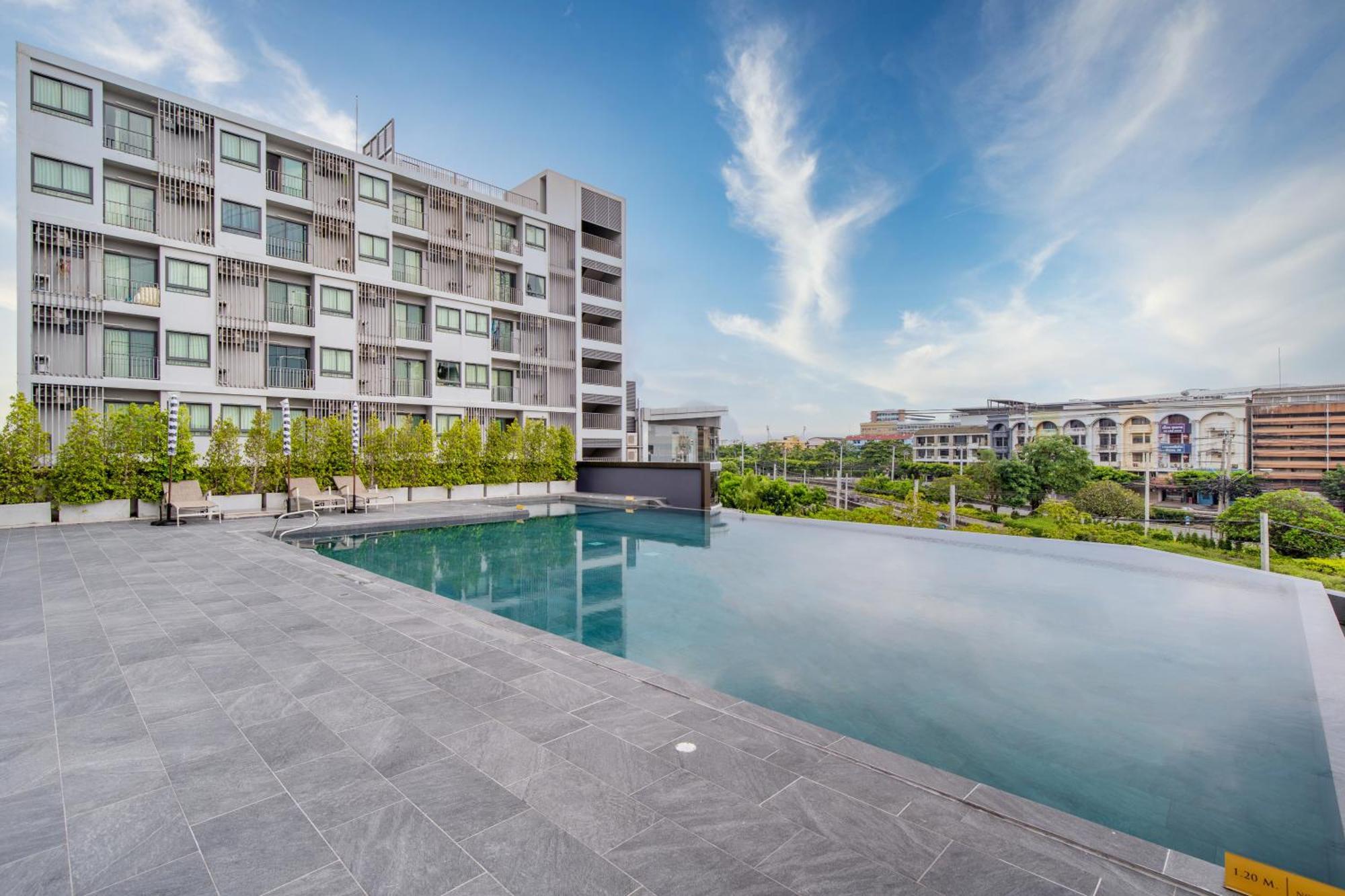 Thaya Hotel Bangkok Eksteriør billede